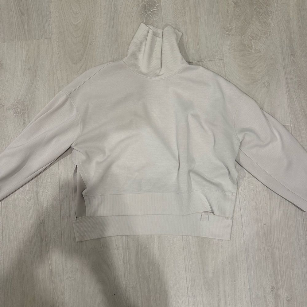 Lululemon Softstreme size 6 Turtleneck Sweater